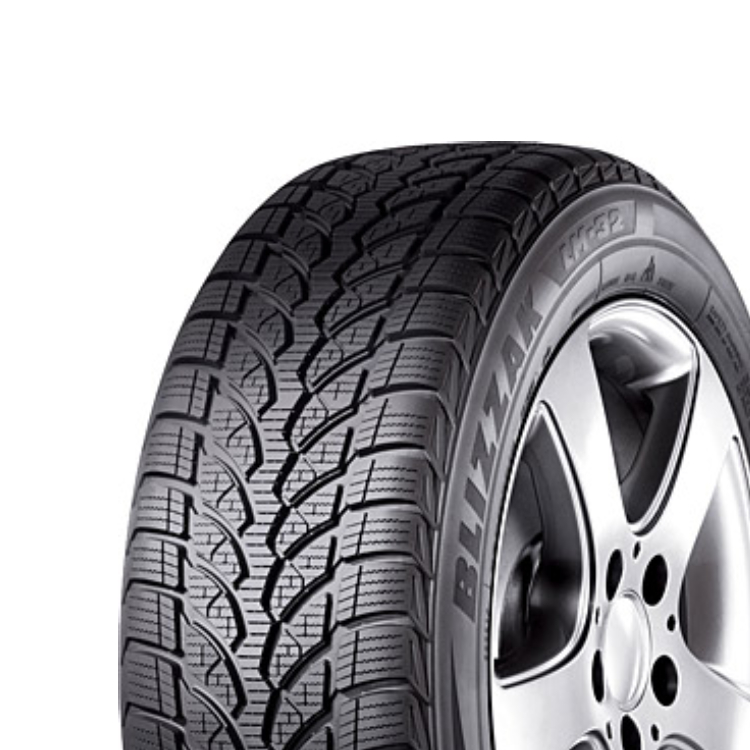 255/45R18 103V BLIZZAK LM32