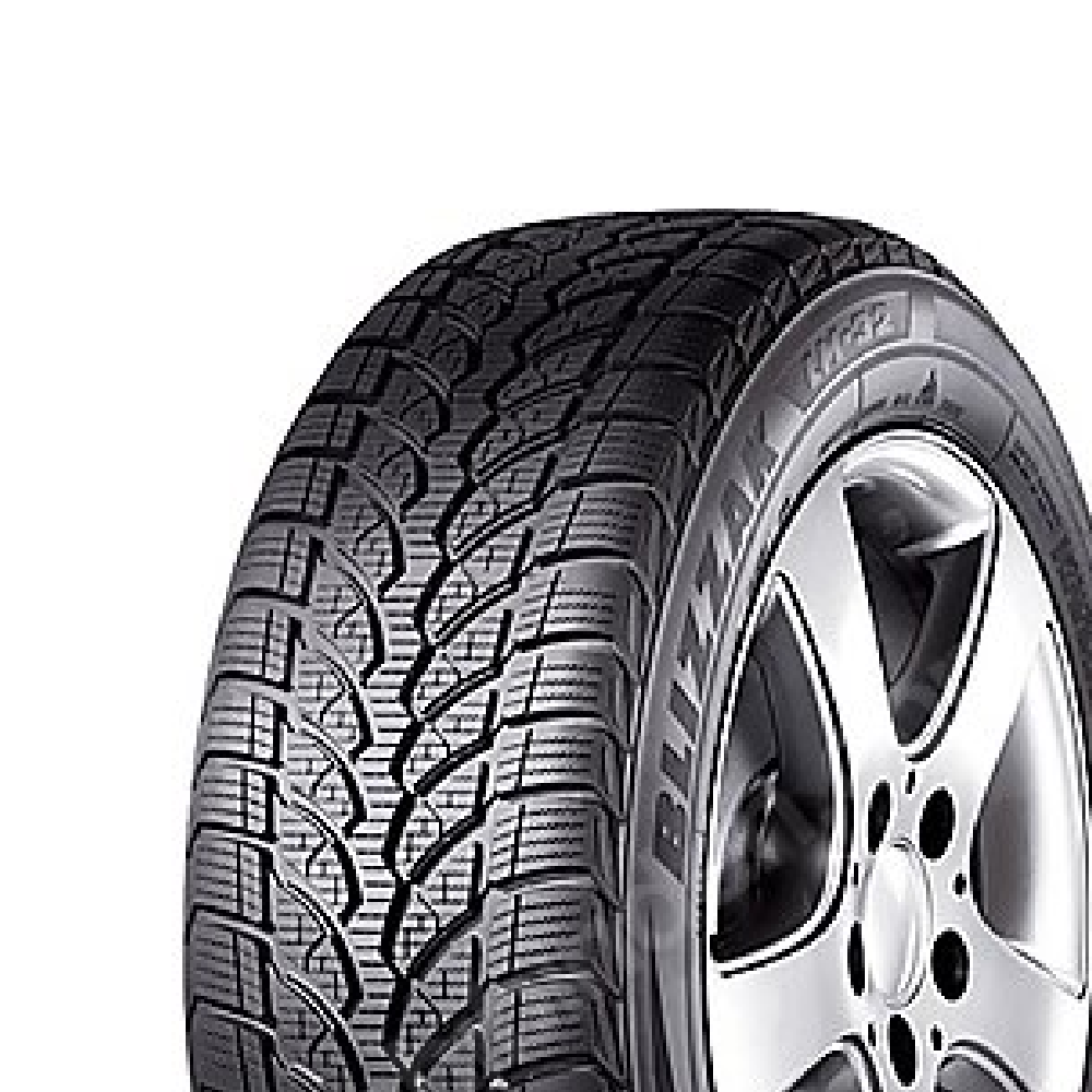 215/45R17 91V BLIZZAK LM32